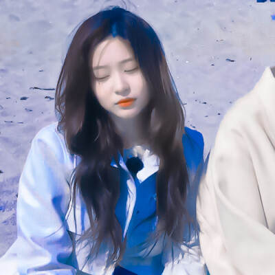 珉周困啦~
#金珉周
◎林榆潇
cr.夏风