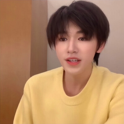 宋亚轩可二改
二改标明白祁