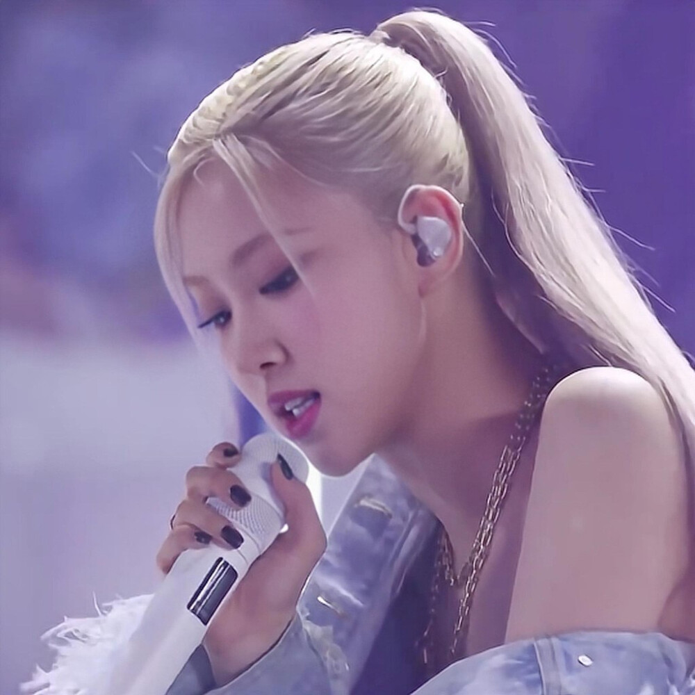 Rosie朴彩英套图可二改，二改收专