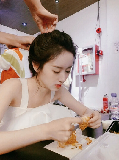 我会在每个有意义的时刻 远隔山海与你共存@袁冰妍