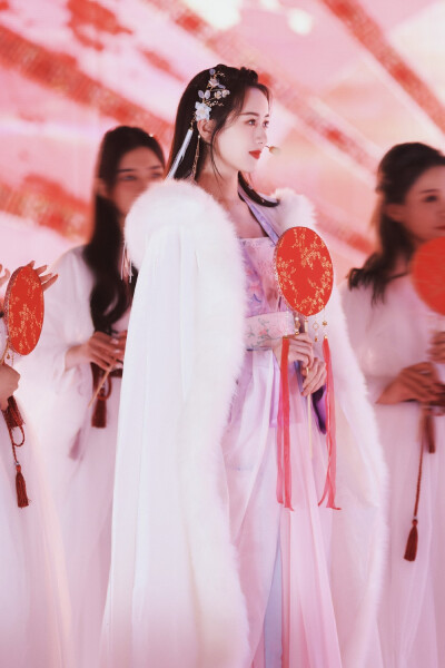 我会在每个有意义的时刻 远隔山海与你共存@袁冰妍