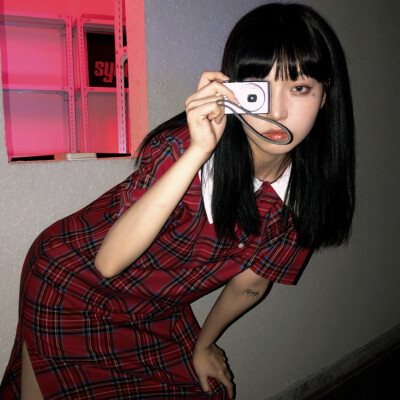 ⅁o ʇo ʇɥǝ ʍoɹʅp ʇo ɥɐʌǝ ɐ snɹdɹᴉsǝ qɐubnǝʇ