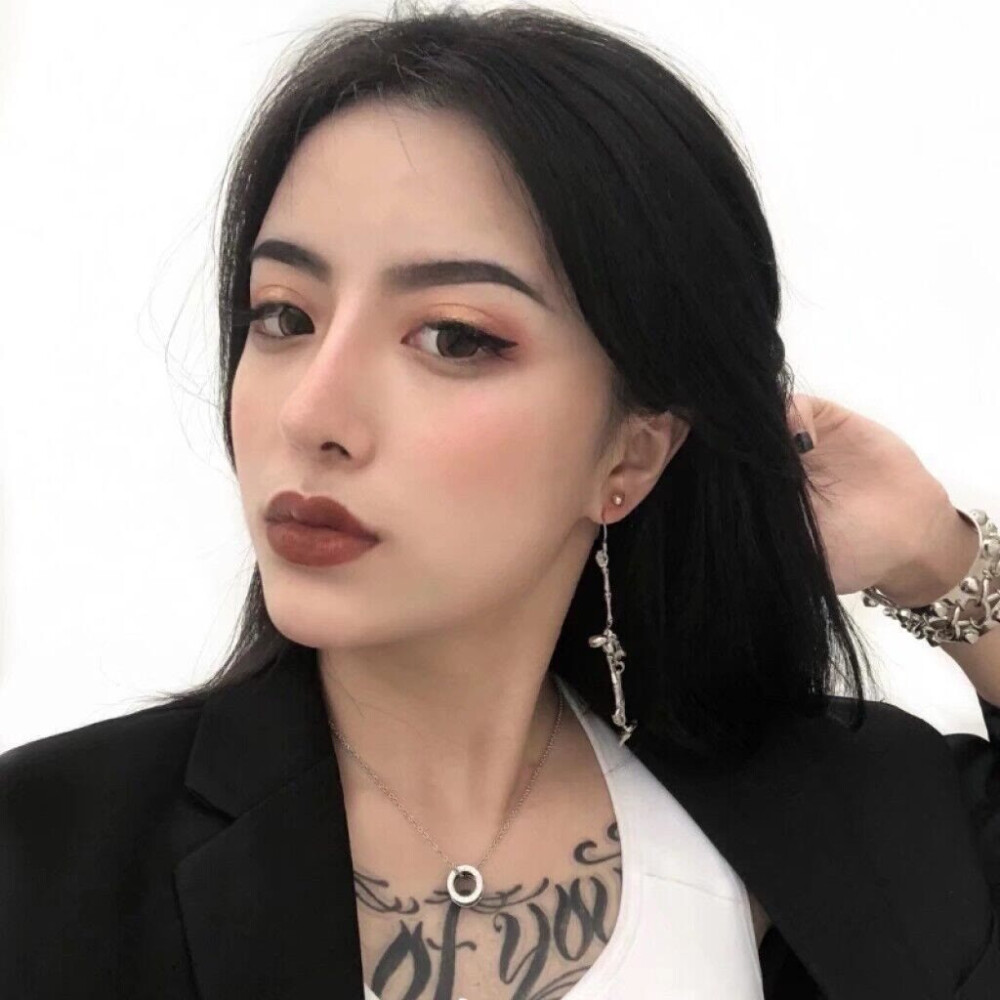 欧美/成熟/仙气/优质/女头
“终究是过客。”