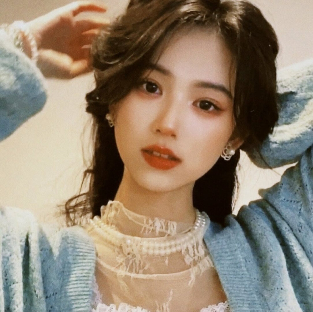 欧美/成熟/仙气/优质/女头
“终究是过客。”