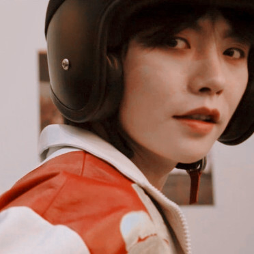 肖宇梁 曾舜晞
宇日俱曾 情头