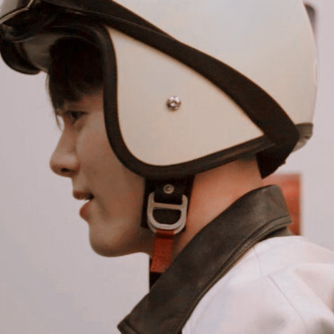 肖宇梁 曾舜晞
宇日俱曾 情头