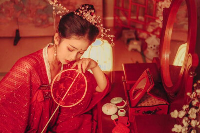 枕上鸳鸯睡红莲 叙几个当年