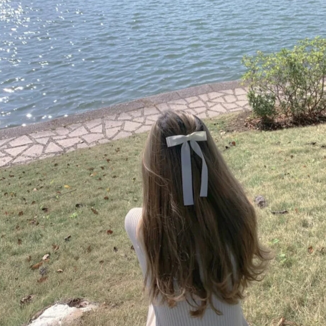 如果爱心画在起雾的窗是模糊还是更清楚