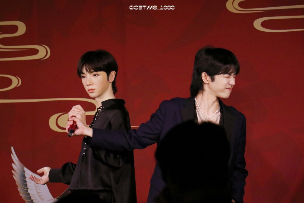 华晨宇 200323 杜莎夫人蜡像馆揭幕