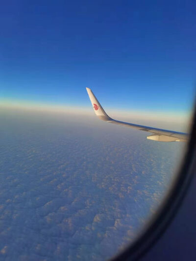 天空
航空
蓝天