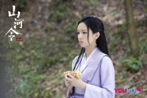 一眸回笑 颜此瞬