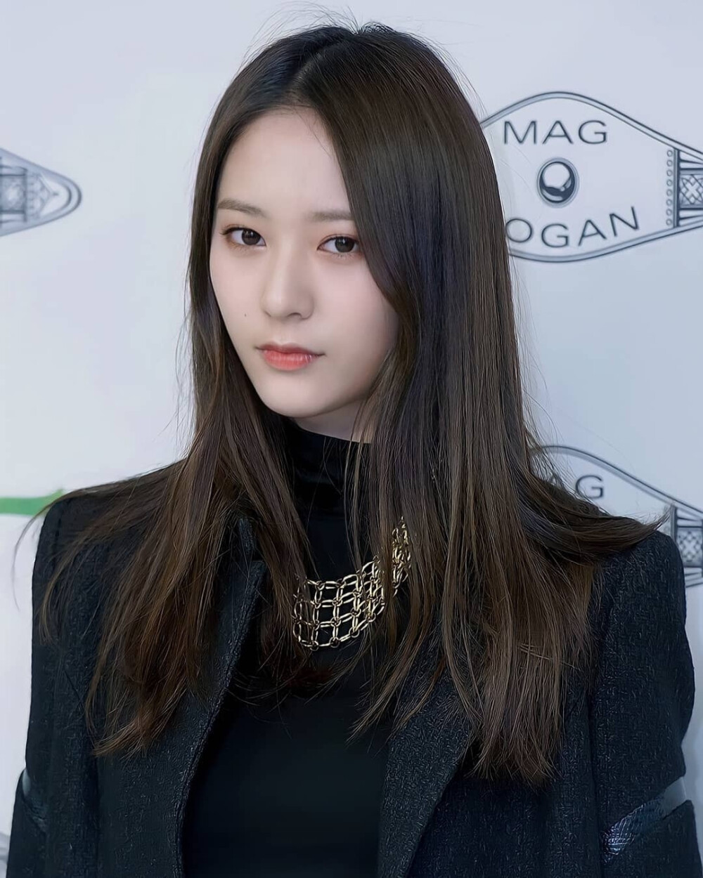 郑秀晶 Krystal cr：logo