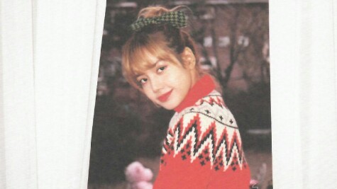 My Lisa.
My baby.
ลิซ่า ที่รัก