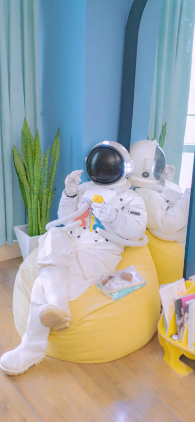 孤单宇航员 壁纸
侵权删