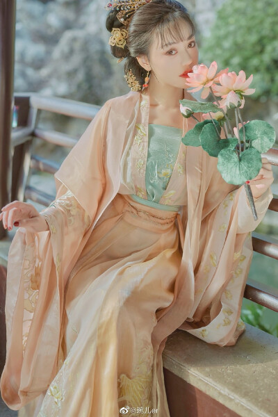 古风唯美汉服写真美女来自其他网站侵权删