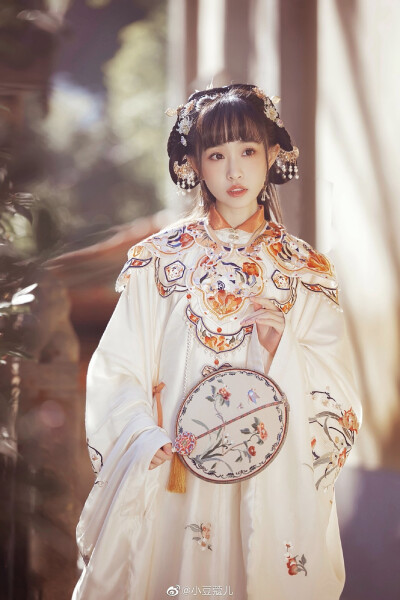 古风唯美汉服写真美女来自其他网站侵权删