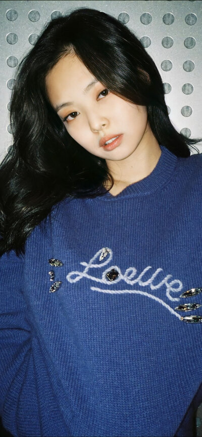 jennie壁纸 人间香奈儿 真的好爱好爱她呀 ​​​