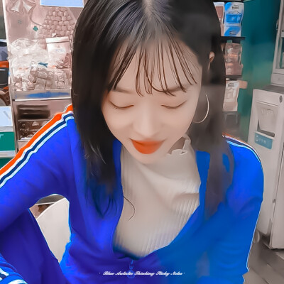 ◦ 漂 亮 不 是 原 罪 · 崔 雪 莉