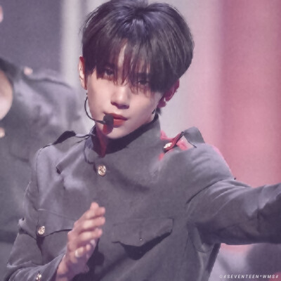 #我以洛迪斯的名义，守护我的子民，守护陆白夜 ——亚特的救赎#
洪知秀
背景原乔殃