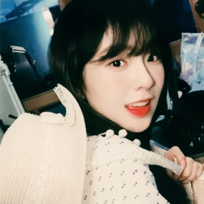 今天有点偏复古