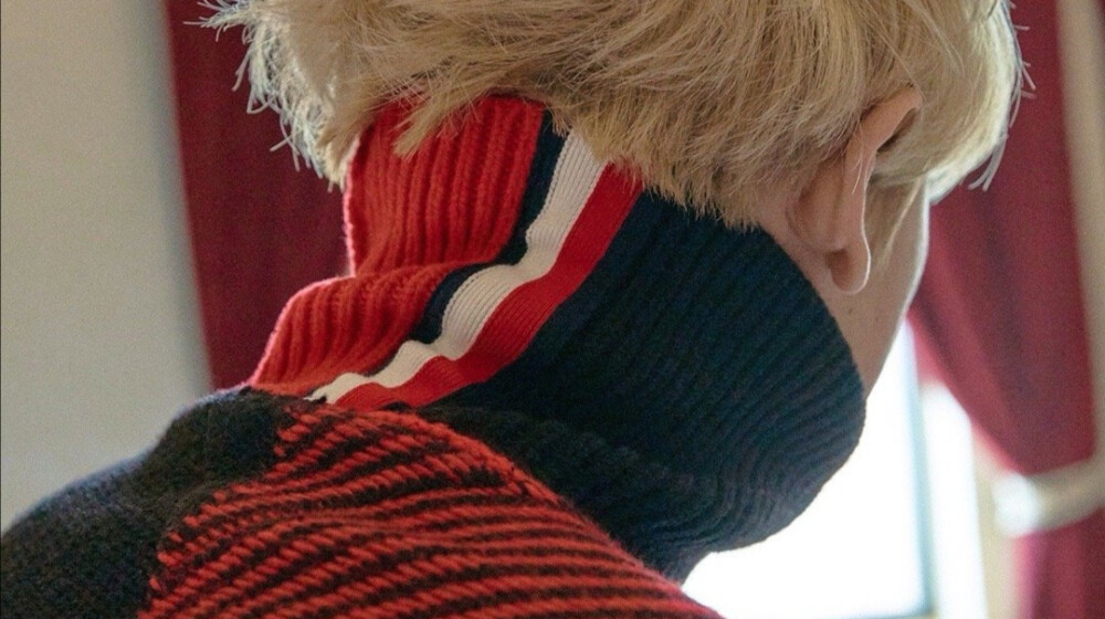 抱图请收藏点赞