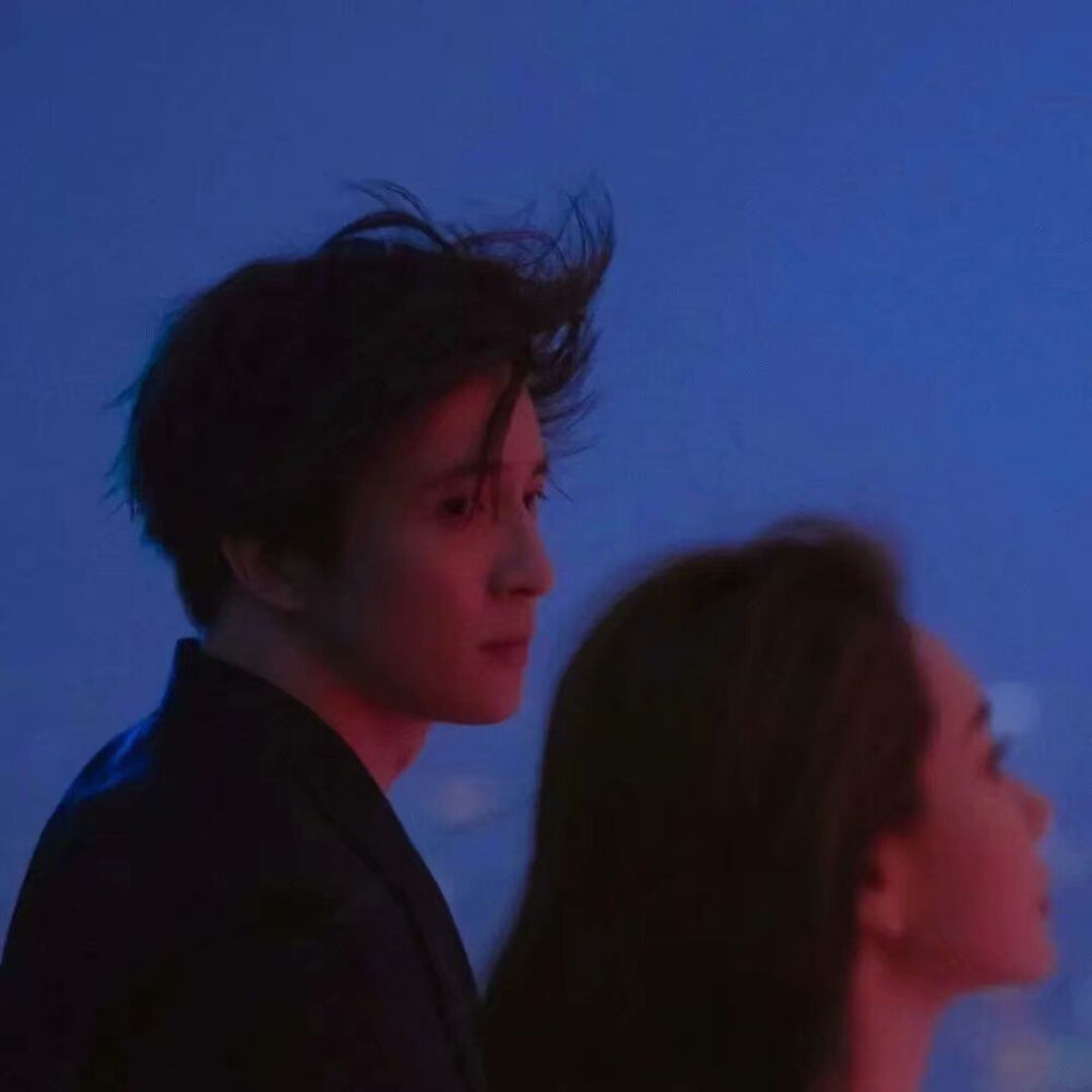 都快忘了你笑起来有多好看