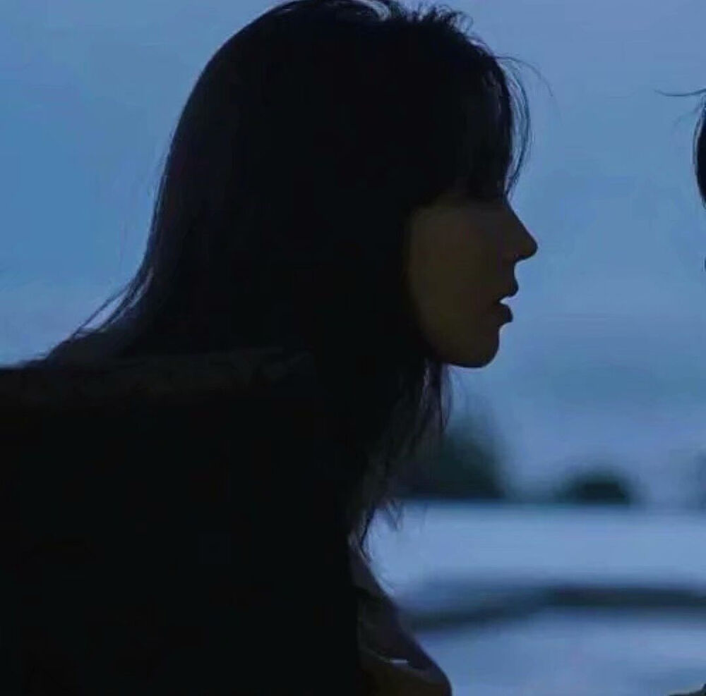 都快忘了你笑起来有多好看