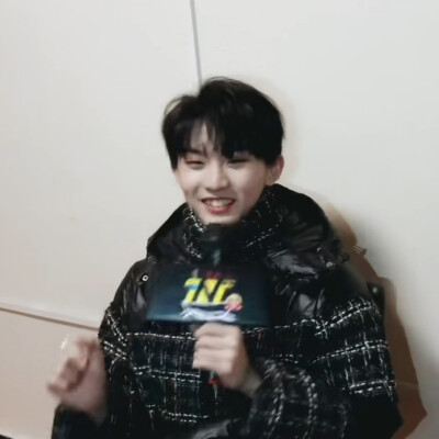 马嘉祺可二改
改图收藏专加注ID不注别改