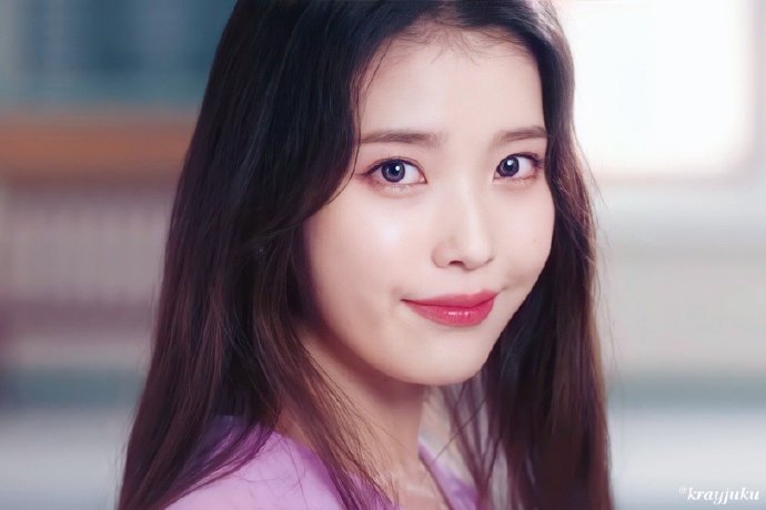  IU 正规五辑《LILAC》