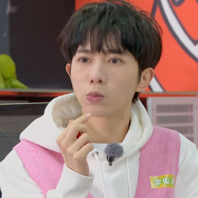 李俊濠可二改
二改注明朴安冉
