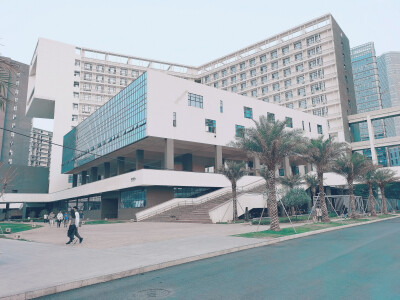 深圳大学