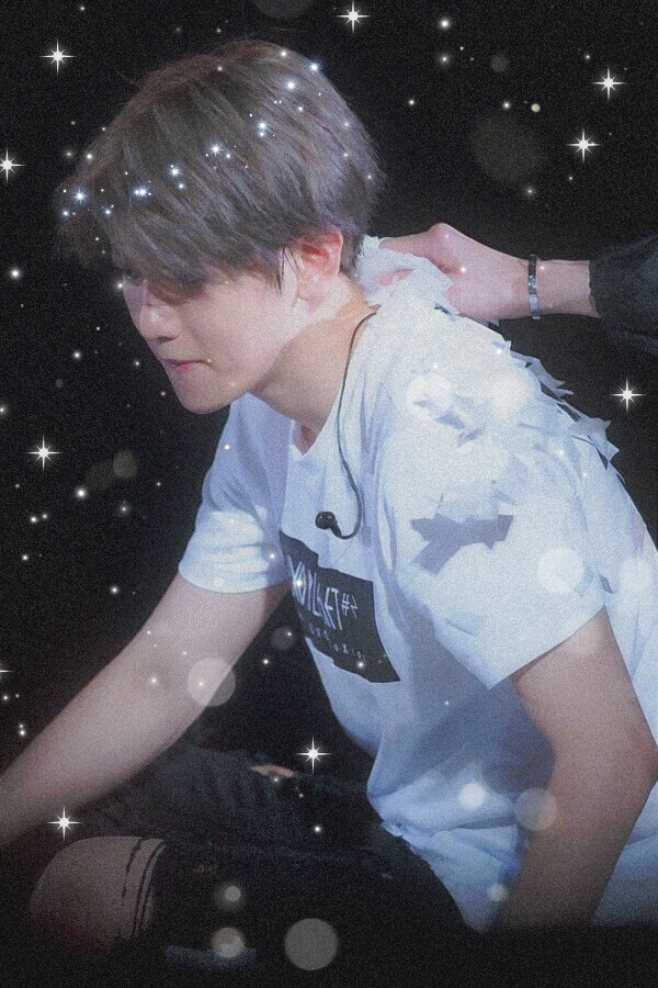 拿图留名。
cr.陈媋
©furaliss0506