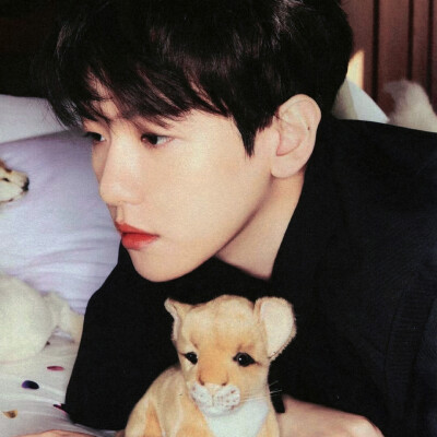 感情很理所当然当然不在乎谁造成