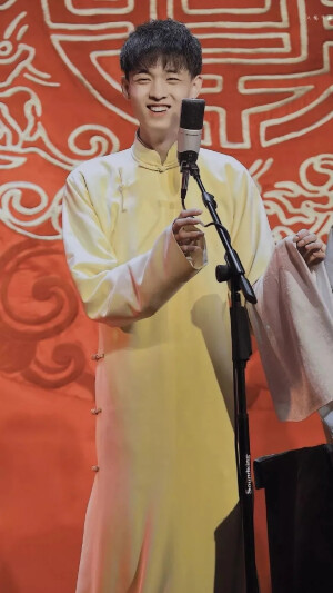 秦霄贤  秦凯旋