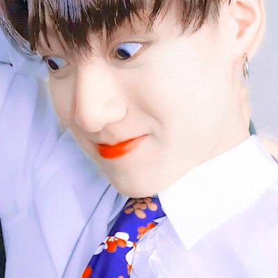 ●田柾国
“清凉的少年感”
图源林昳