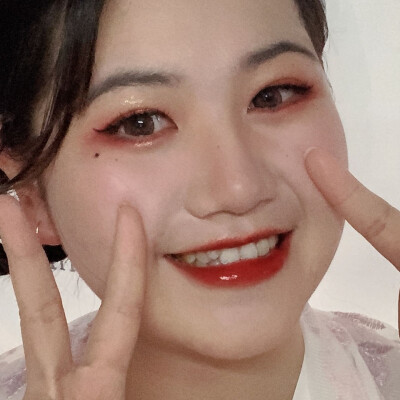 第一件汉服