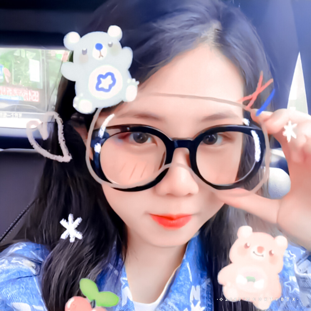 ✿ 石玺彤
▪️ ❄️ ​​