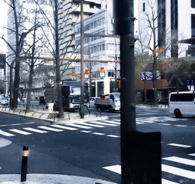 要表达情绪 而不是带着情绪表达
原璨鹤