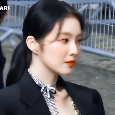 要表达情绪 而不是带着情绪表达
原璨鹤