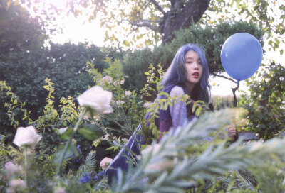 IU迷你五辑＜Love，Poem＞扫图