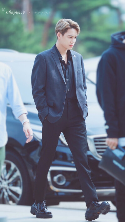 EXO 金钟仁 KAI
愚人节贺图