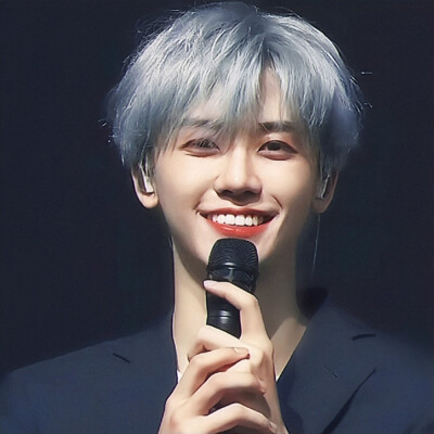  / 罗渽民 /
经年辰景
原截 白祁
