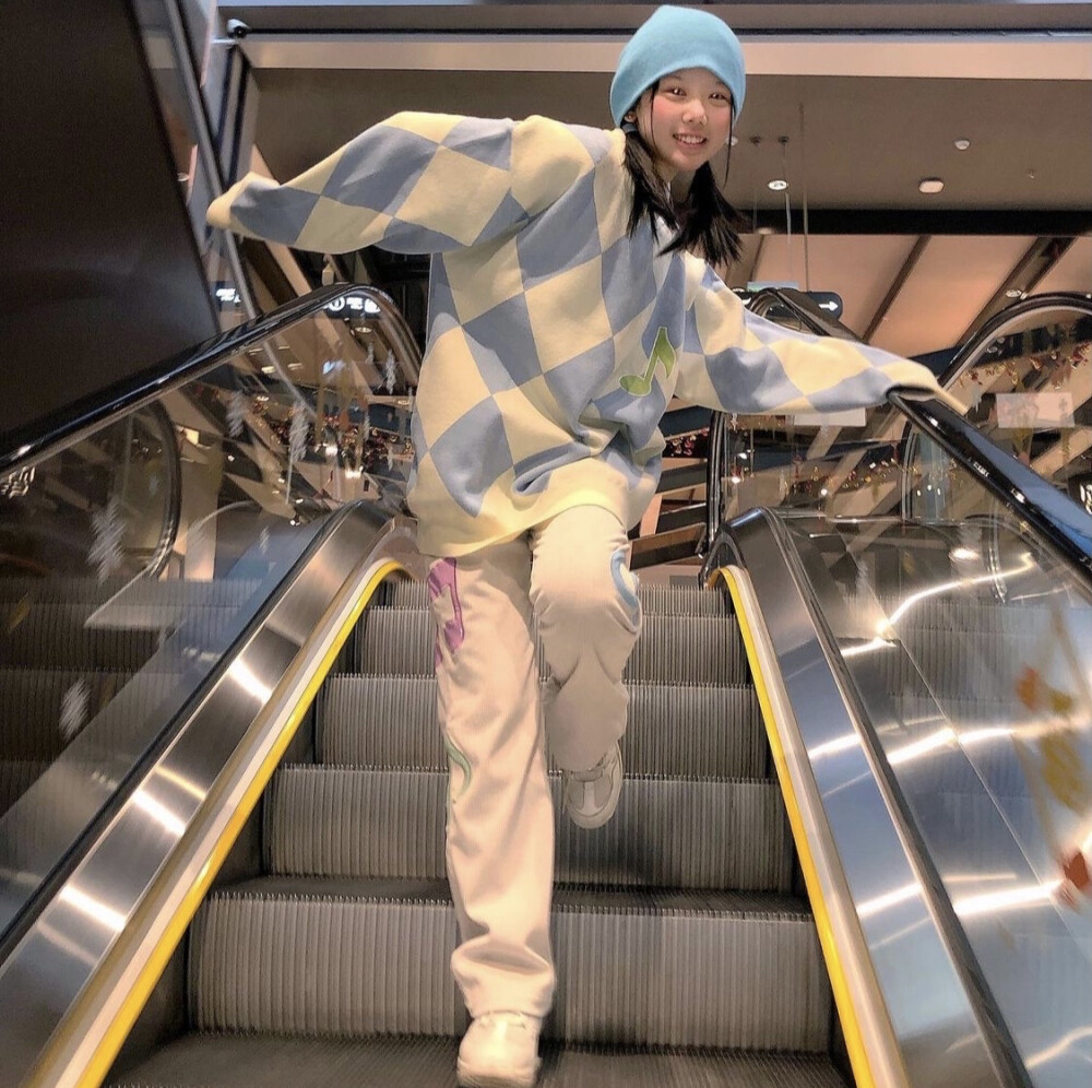 ins:iaiaiswatchinu
