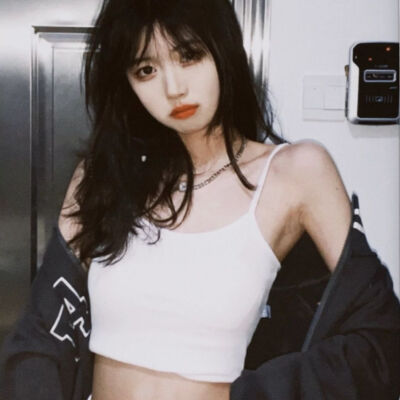 吹吹海风吧 能清醒的话 感冒也没关系