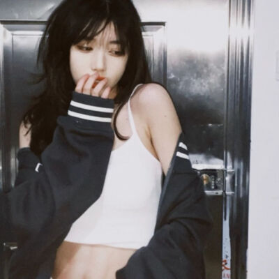 吹吹海风吧 能清醒的话 感冒也没关系