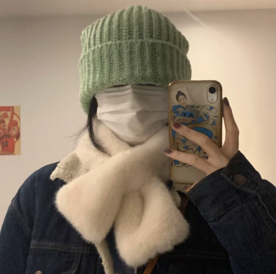 希望这个夏天有惊喜有心动有人陪你吹晚风.（新手多多关照谢谢.）