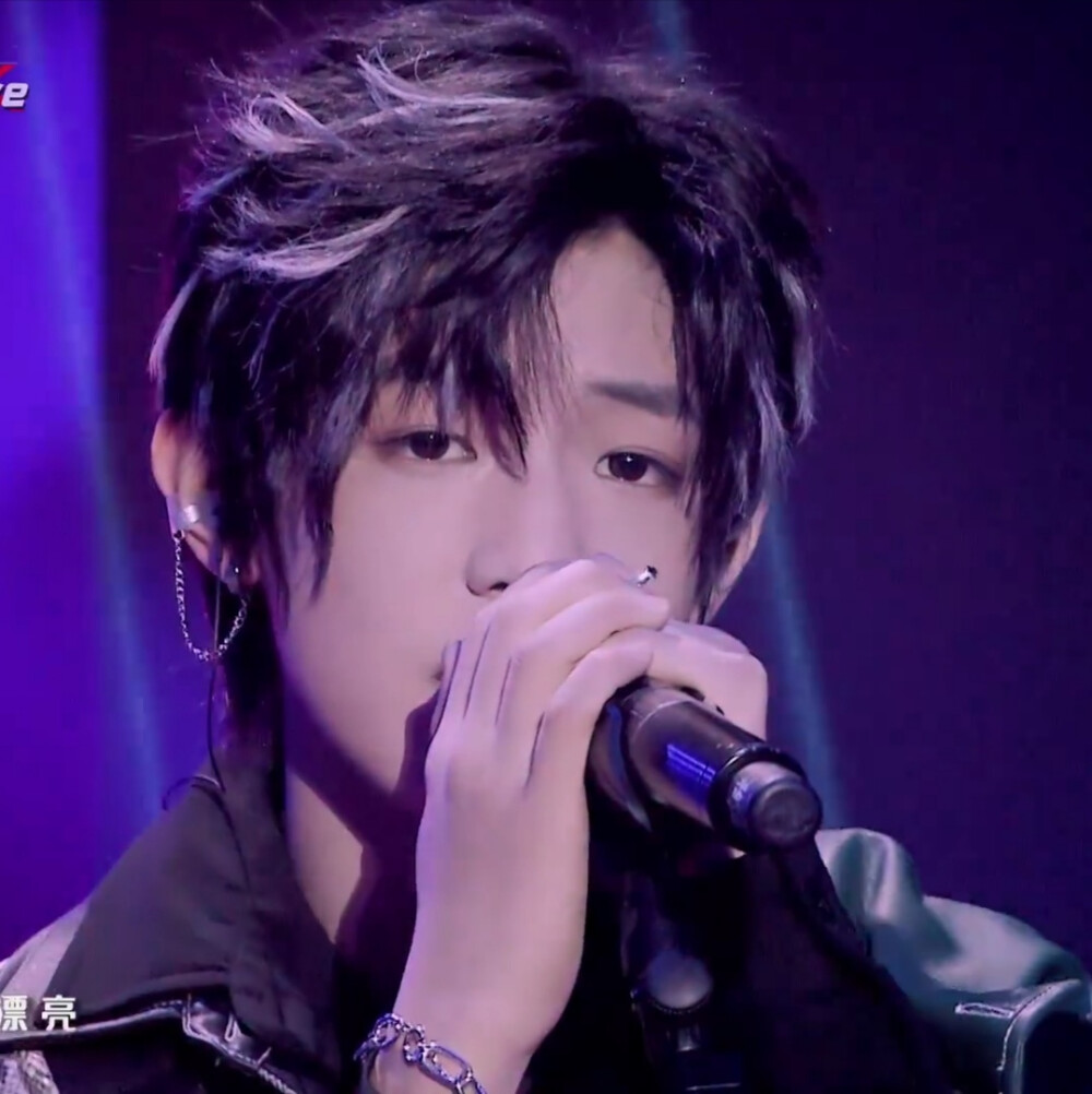 张泽禹可二改看简介