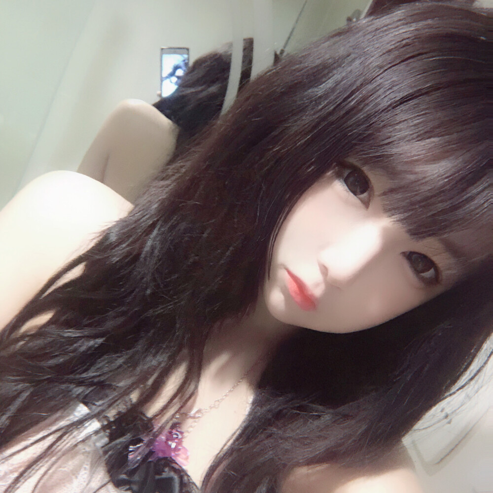 爬上屋顶意外跌得好重