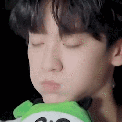 余景天动图
源wb