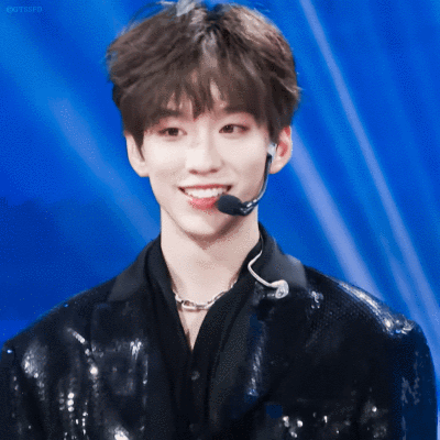 余景天动图
源wb